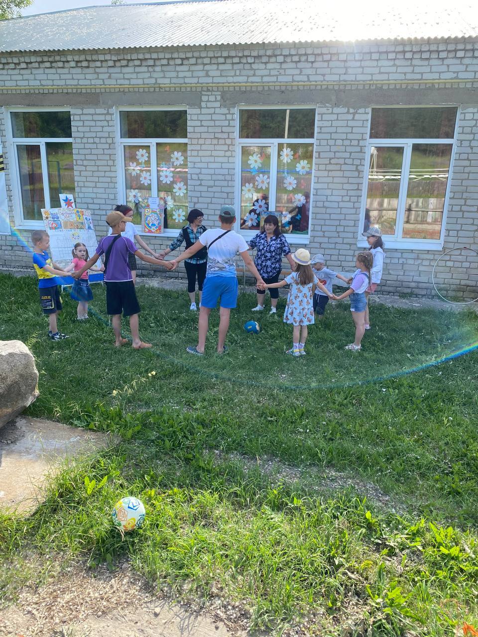 Прошёл праздник.
