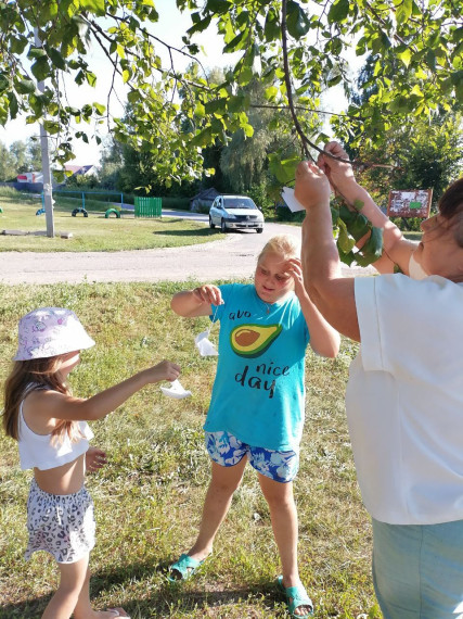 Повесили голубей. Повесили голубей.